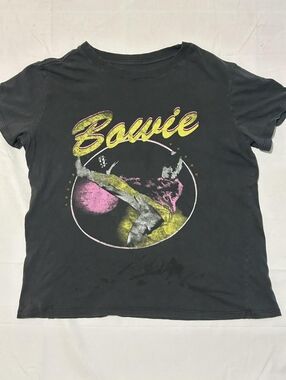 David Bowie Graphic Tee XL Slightly Cropped Upcycled Star Rivets P2P 22–28